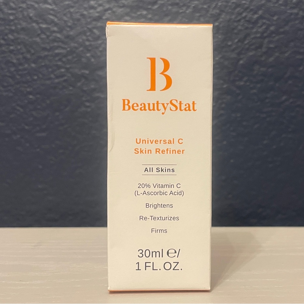 AUTHENTIC NIB Universal C Skin Refiner